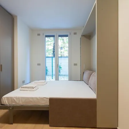 Cozy Flat With Parking Apartment Milan Exterior photo