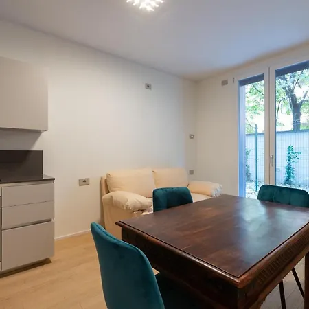 Cozy Flat With Parking Apartment Milan Exterior photo
