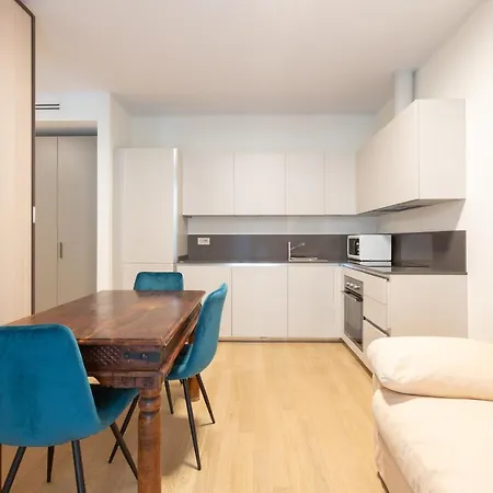 Cozy Flat With Parking Apartment Milan Exterior photo