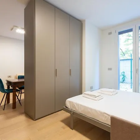 Cozy Flat With Parking Apartment Milan Exterior photo